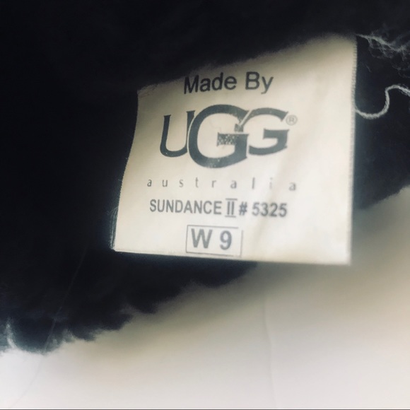 ❄️Uggs sundance 2 size 9 black ☃️❄️ - Picture 3 of 4